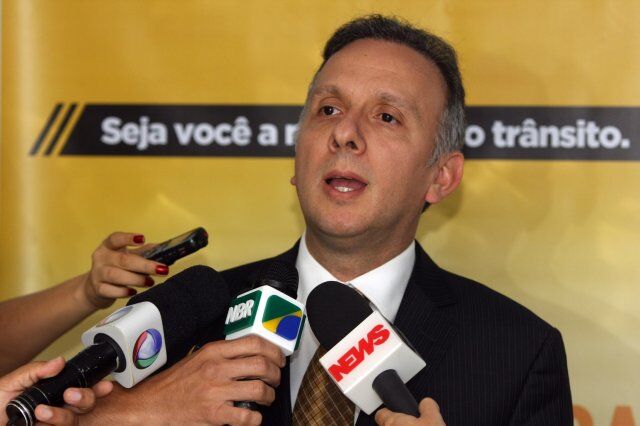 “O objetivo é preservar vidas”, diz Aguinaldo Ribeiro sobre a obrigatoriedade do air bag e freios ABS “O objetivo é preservar vidas”, diz Aguinaldo Ribeiro sobre a obrigatoriedade do air bag e freios ABS