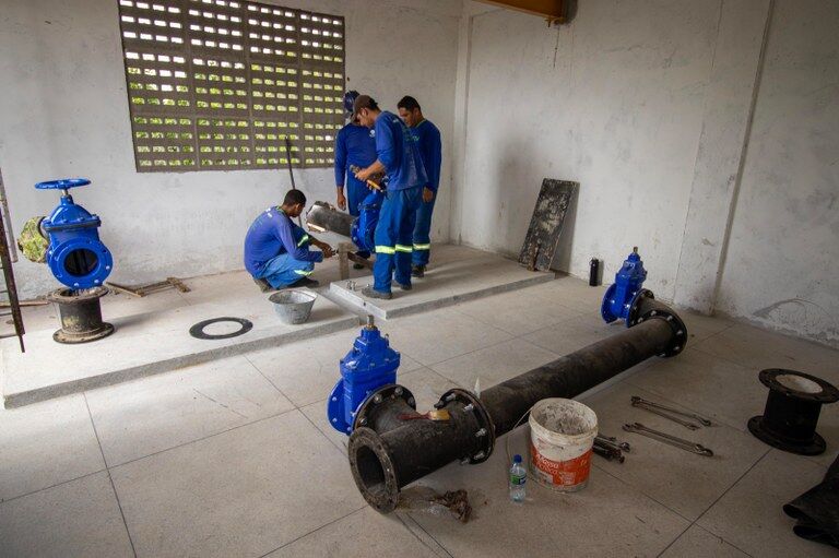 Governo realiza obra e dobra capacidade do sistema de abastecimento de água em Queimadas Governo realiza obra e dobra capacidade do sistema de abastecimento de água em Queimadas