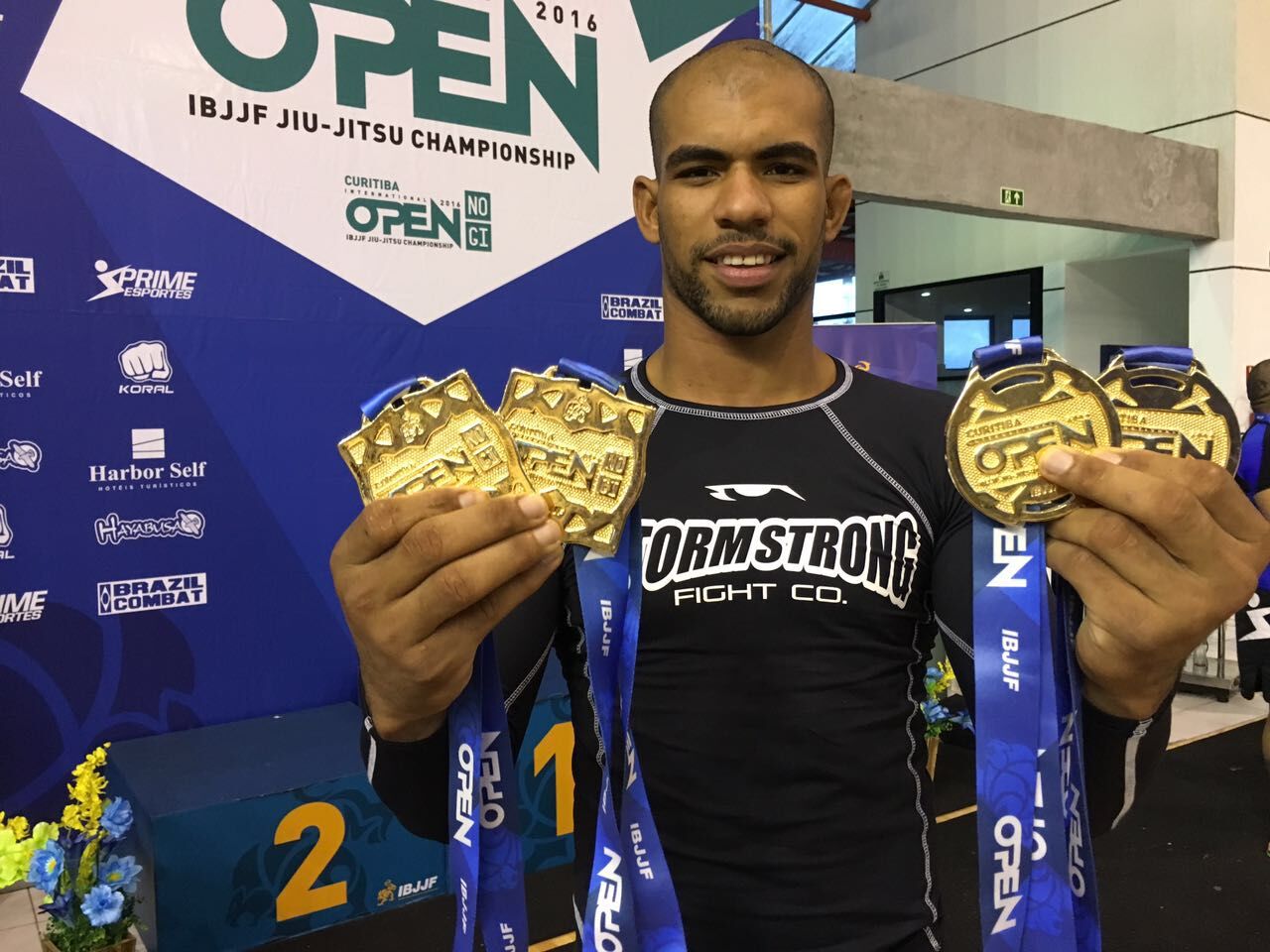 Curitiba Open: Erberth Santos e Talita Treta brilham com quatro ouros cada Curitiba Open: Erberth Santos e Talita Treta brilham com quatro ouros cada