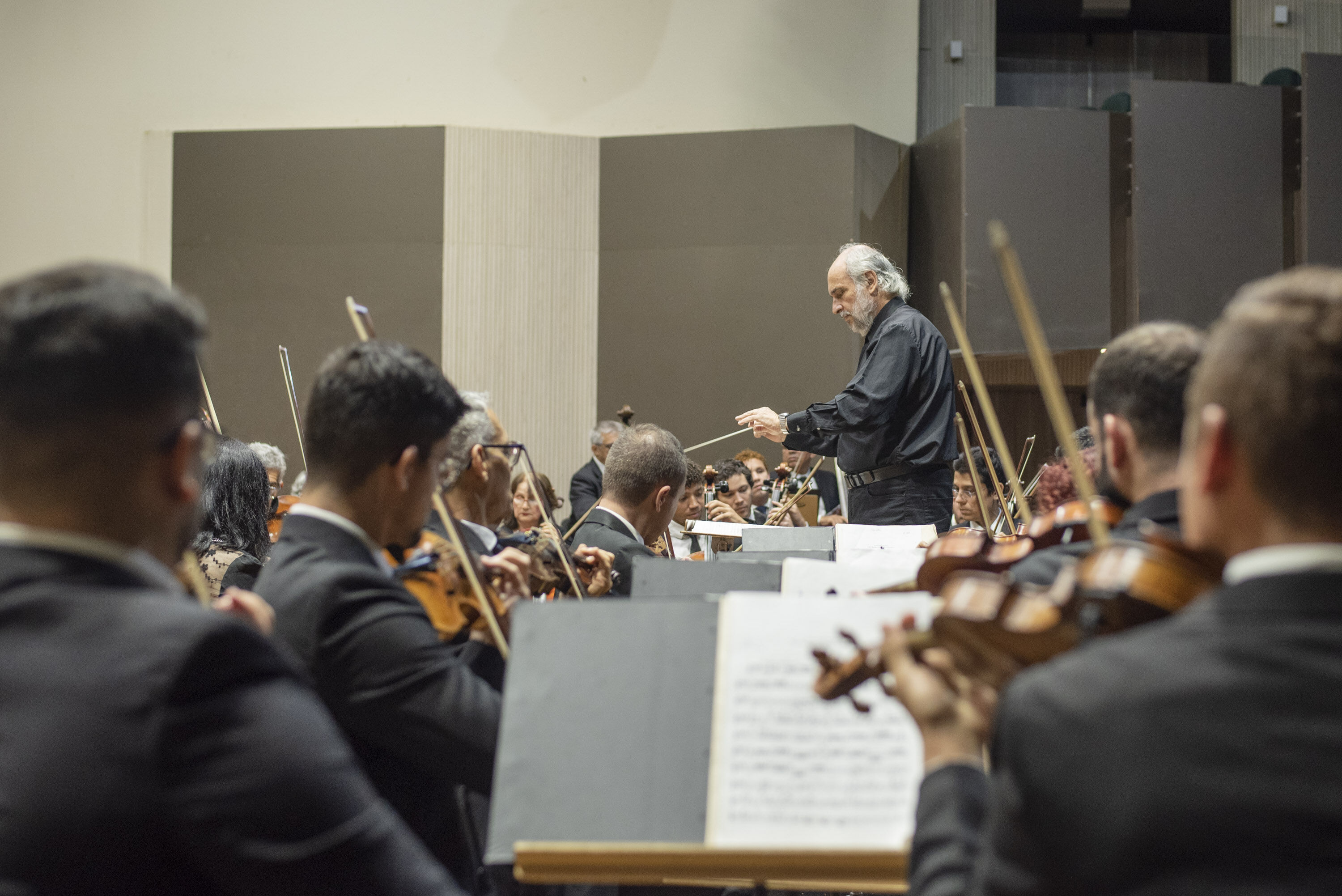 Concerto da Orquestra Sinfônica da Paraíba tem músicas de Carlos Gomes, Haydn e Beethoven nesta quinta-feira Concerto da Orquestra Sinfônica da Paraíba tem músicas de Carlos Gomes, Haydn e Beethoven nesta quinta-feira