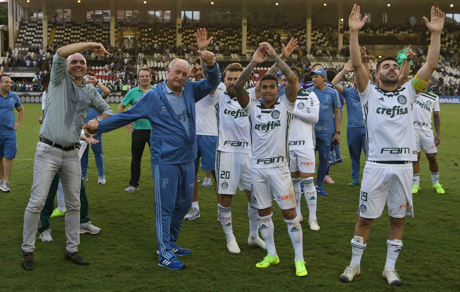 Palmeiras vence Vasco no Rio e é o campeão brasileiro de 2018