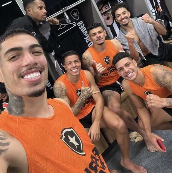 ‘A Paraíba é Fogo’: Botafogo enaltece jogadores paraibanos, principais responsáveis pela liderança no Brasileirão
