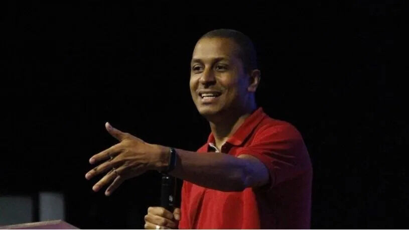Pastor é preso suspeito de abuso sexual contra adolescentes de igreja em São Paulo Pastor é preso suspeito de abuso sexual contra adolescentes de igreja em São Paulo