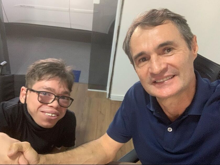 Romero Rodrigues e Patrick Dorneles deixam PSD e se filiam ao PSC Romero Rodrigues e Patrick Dorneles deixam PSD e se filiam ao PSC