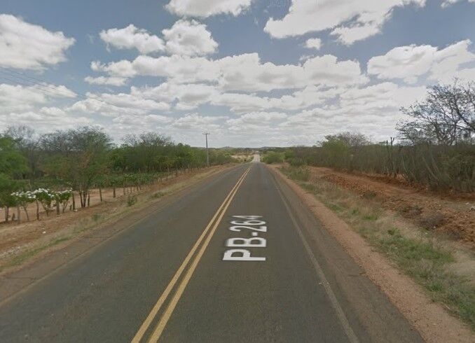 Acidente entre moto e carro-forte deixa casal ferido no Cariri Acidente entre moto e carro-forte deixa casal ferido no Cariri