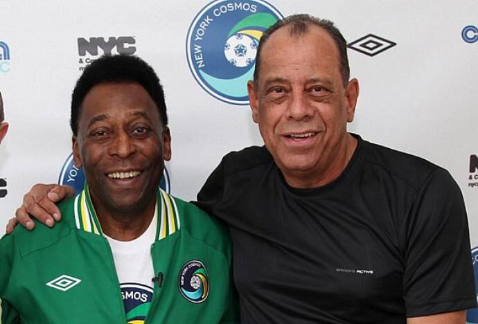 Pelé lamenta morte de Carlos Alberto Torres: ‘Formamos uma parceria vencedora’