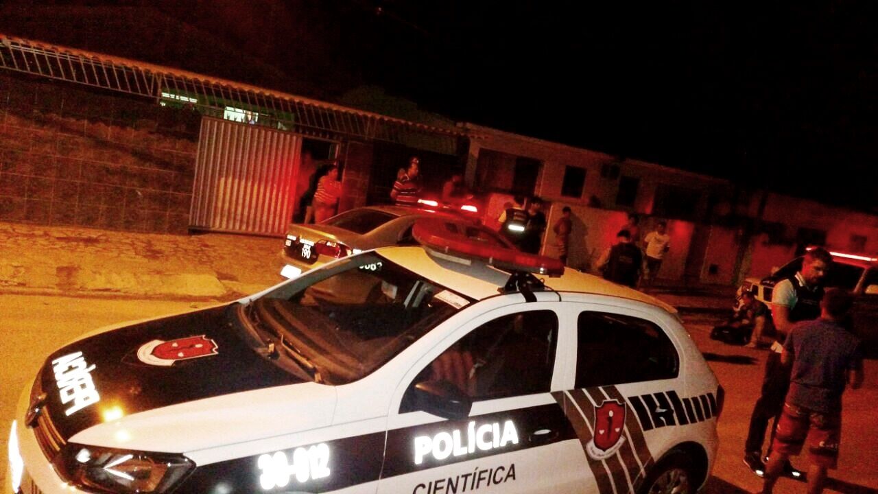 Mulher é encontrada morta com manchas no corpo em João Pessoa Mulher é encontrada morta com manchas no corpo em João Pessoa