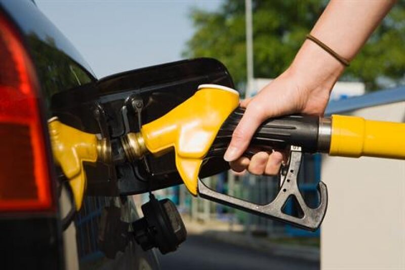 Preço do diesel nos postos de combustíveis da Paraíba deve cair até R$ 0,18 a partir de amanhã, prevê presidente do Sindipetro Preço do diesel nos postos de combustíveis da Paraíba deve cair até R$ 0,18 a partir de amanhã, prevê presidente do Sindipetro