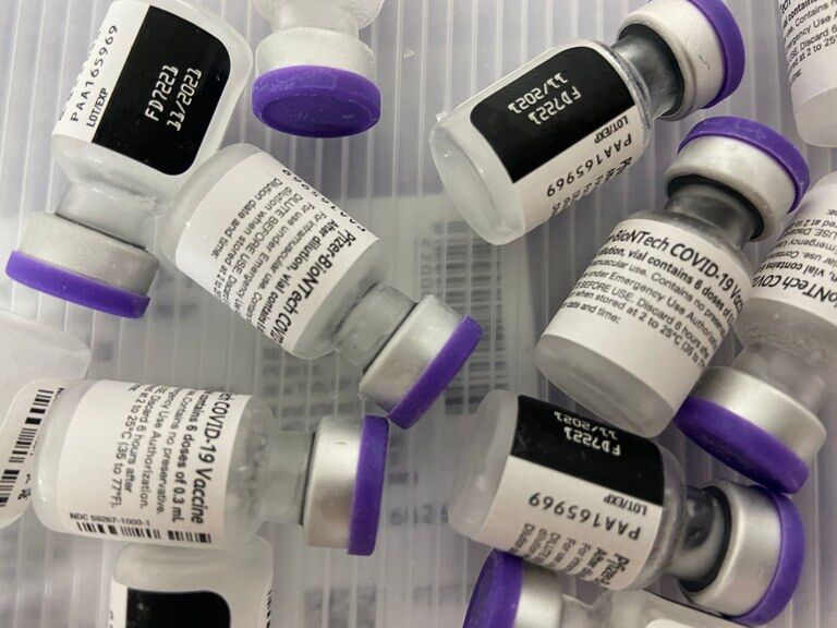 Paraíba recebe 46.800 doses da vacina Pfizer nesta sexta-feira Paraíba recebe 46.800 doses da vacina Pfizer nesta sexta-feira