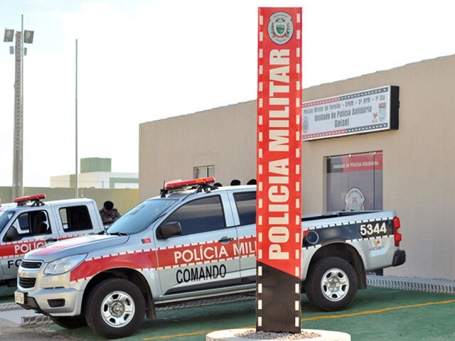 Sargento da PM morre após trocar tiros com assaltantes em JP; suspeitos são presos Sargento da PM morre após trocar tiros com assaltantes em JP; suspeitos são presos