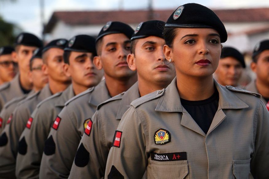 Aprovados no concurso da Polícia Militar e Corpo de Bombeiros devem ser chamados para curso de formação no fim de janeiro Aprovados no concurso da Polícia Militar e Corpo de Bombeiros devem ser chamados para curso de formação no fim de janeiro
