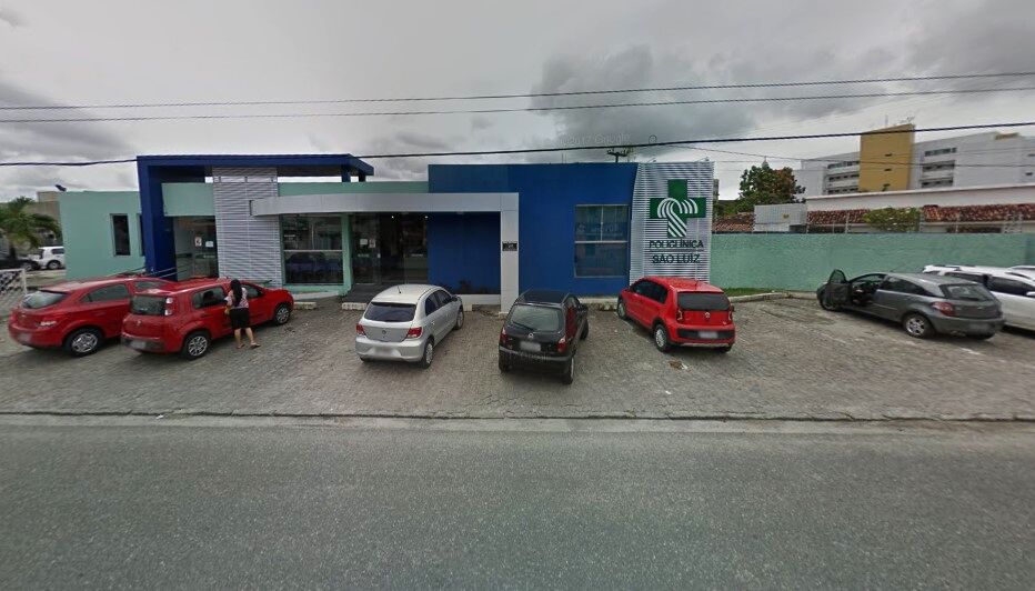 Justiça proíbe que médicos especialistas da Policlínica São Luiz atendam sem registro Justiça proíbe que médicos especialistas da Policlínica São Luiz atendam sem registro