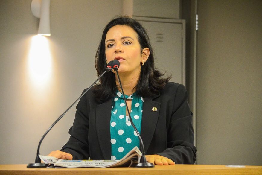 Pollyanna Dutra aciona Justiça Eleitoral contra Ricardo Coutinho após divulgação de vídeos com acusações a sua campanha Pollyana Dutra, Secretária