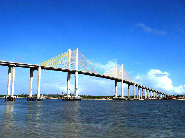 Ponte faz turista de navio andar 280 km para chegar a Natal
