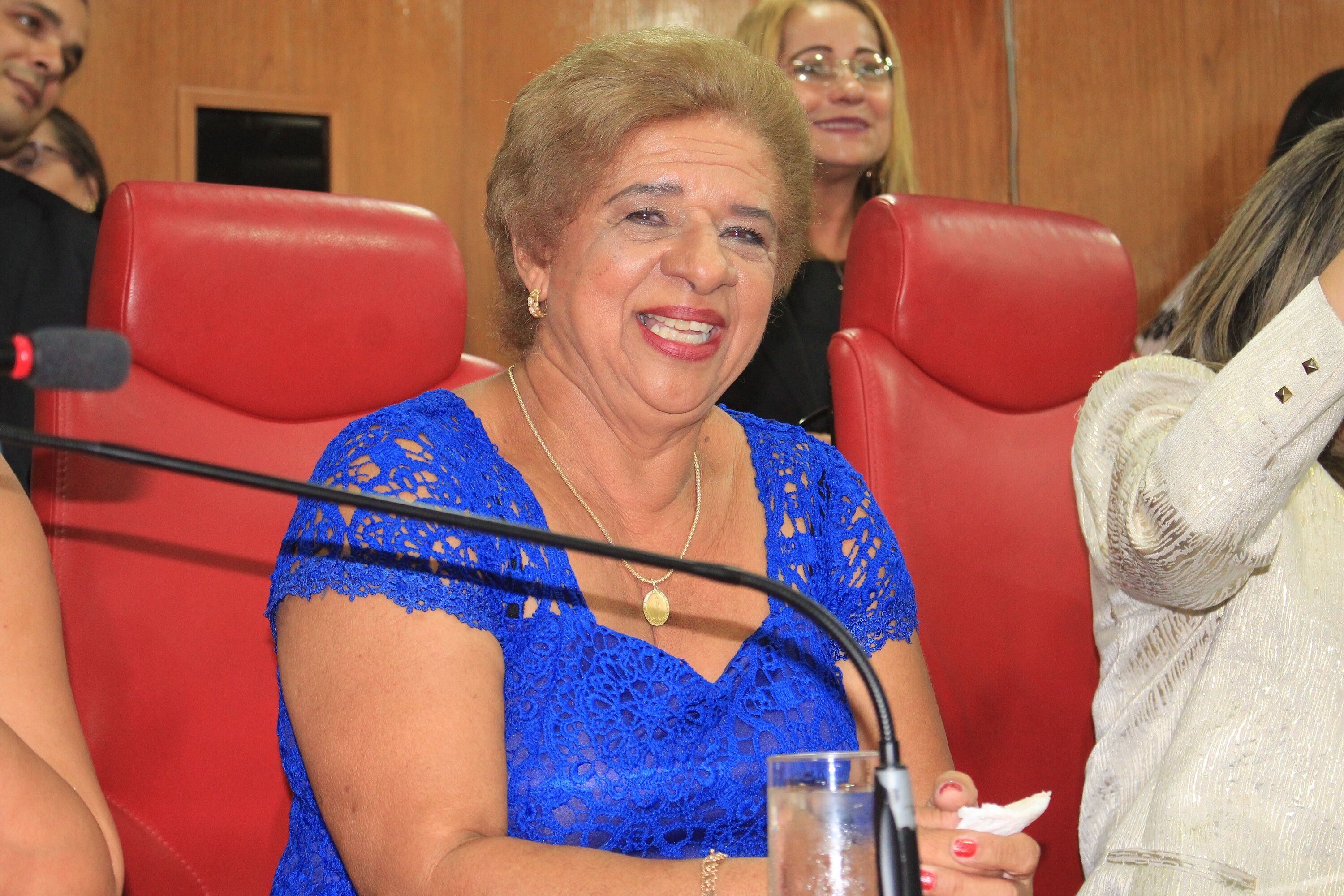 Helena Holanda detalha abordagem de senhoras do Cabo Branco pedindo a saída de deficientes da praia