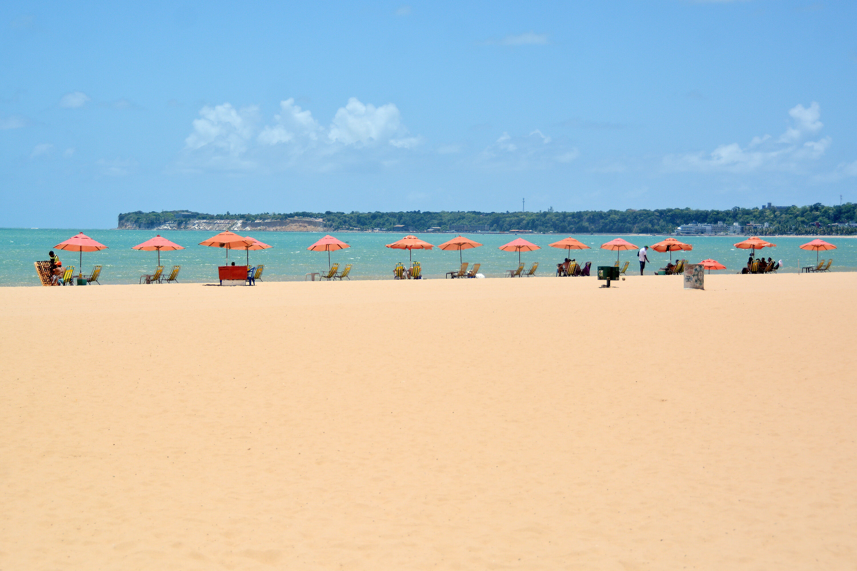 Pesquisa aponta que João Pessoa está entre as 15 cidades mais procuradas pelos turistas brasileiros praias de João Pessoa, destino turístico; carnaval