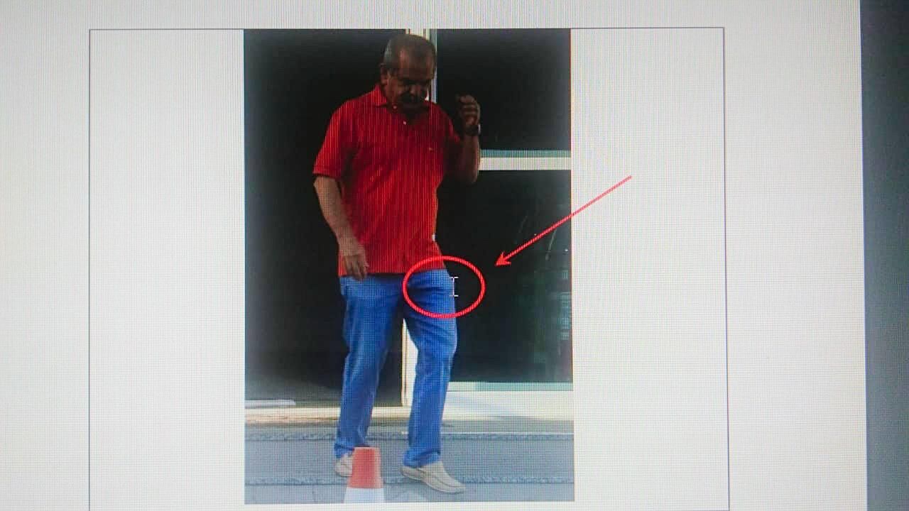 Vídeo mostra momento em que prefeito de Uiraúna esconde dinheiro na cueca Vídeo mostra momento em que prefeito de Uiraúna esconde dinheiro na cueca