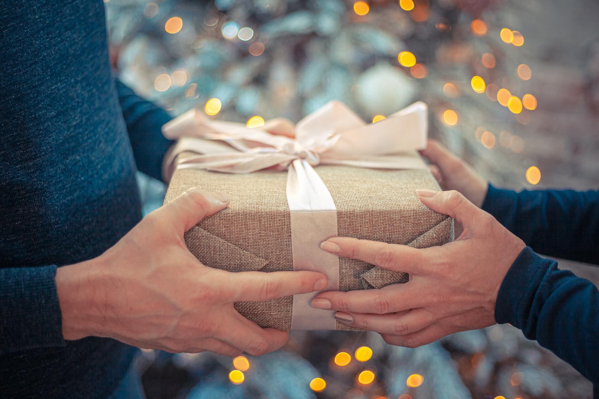 Comércio da Paraíba tem expectativa positiva com pesquisa que aponta interesse de 85% do público em comprar presentes para Dia das Mães Comércio da Paraíba tem expectativa positiva com pesquisa que aponta interesse de 85% do público em comprar presentes para Dia das Mães