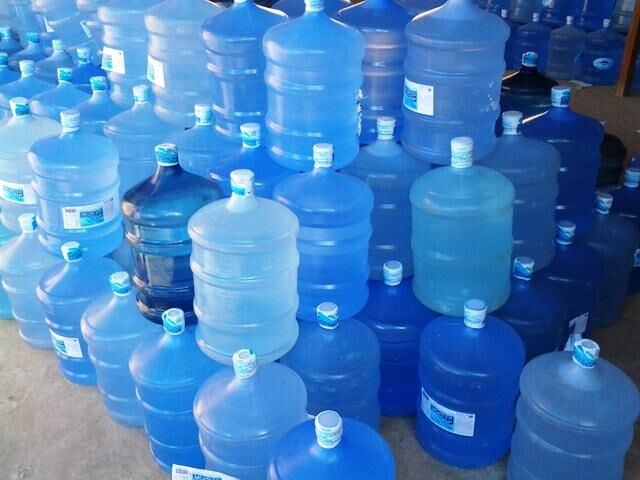 Revendedores de água mineral na Paraíba anunciam aumento no valor do produto após portaria sobre aumento do ICMS Revendedores de água mineral na Paraíba anunciam aumento no valor do produto após portaria sobre aumento do ICMS