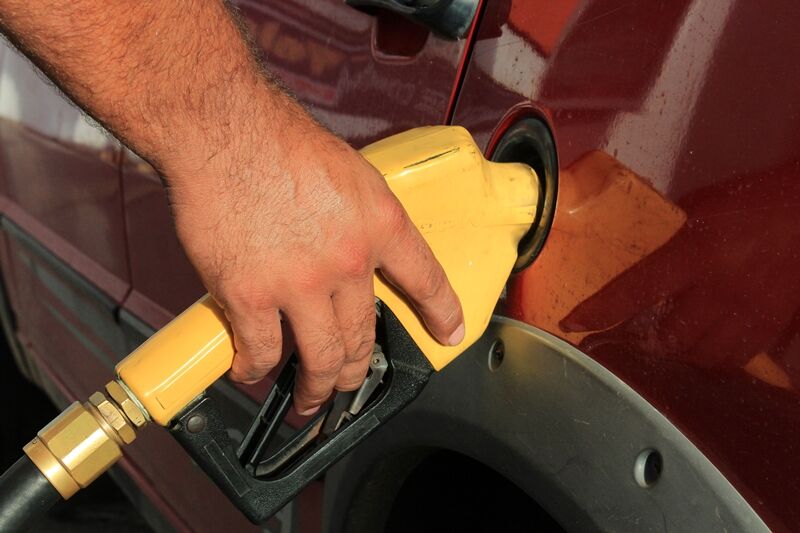Fidelização: lei define novas regras para divulgação de preço dos combustíveis em postos na Paraíba Nova lei define novas regras para preços praticados por postos de combustíveis na Paraíba.