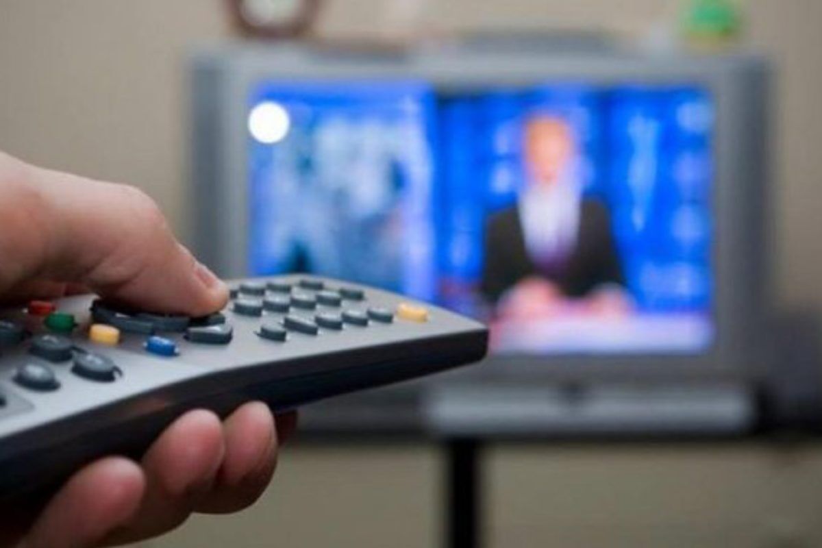 O tempo de propaganda em rede e por inserções será dividido igualmente entre os partidos
