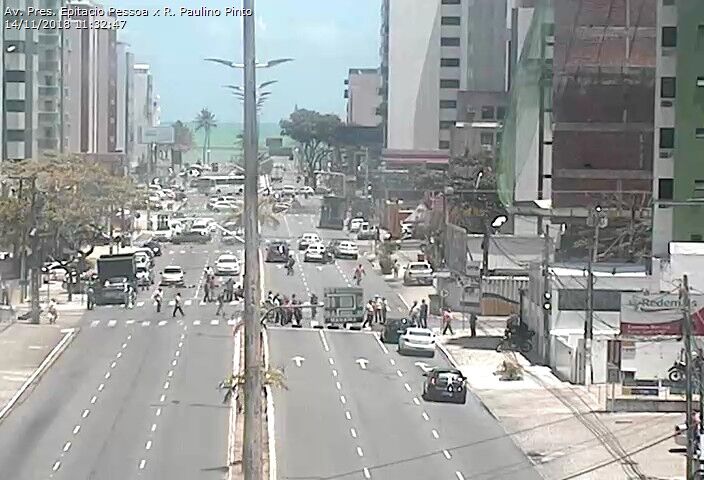 Motoristas fazem protesto contra aumento no preço do gás natural, em João Pessoa Motoristas fazem protesto contra aumento no preço do gás natural, em João Pessoa