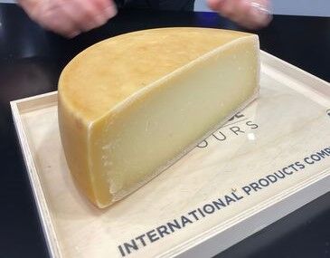 Queijo do Brasil fica entre os 12 melhores do mundo em torneio francês Queijo do Brasil fica entre os 12 melhores do mundo em torneio francês