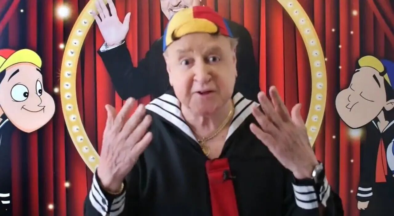 Carlos Villagrán, o Quico de 'Chaves', é contratado pelos EUA e faz propagandas contra imigração ilegal no México; veja vídeo Carlos Villagrán, o Quico de 'Chaves', é contratado pelos EUA e faz propagandas contra imigração ilegal no México; veja vídeo