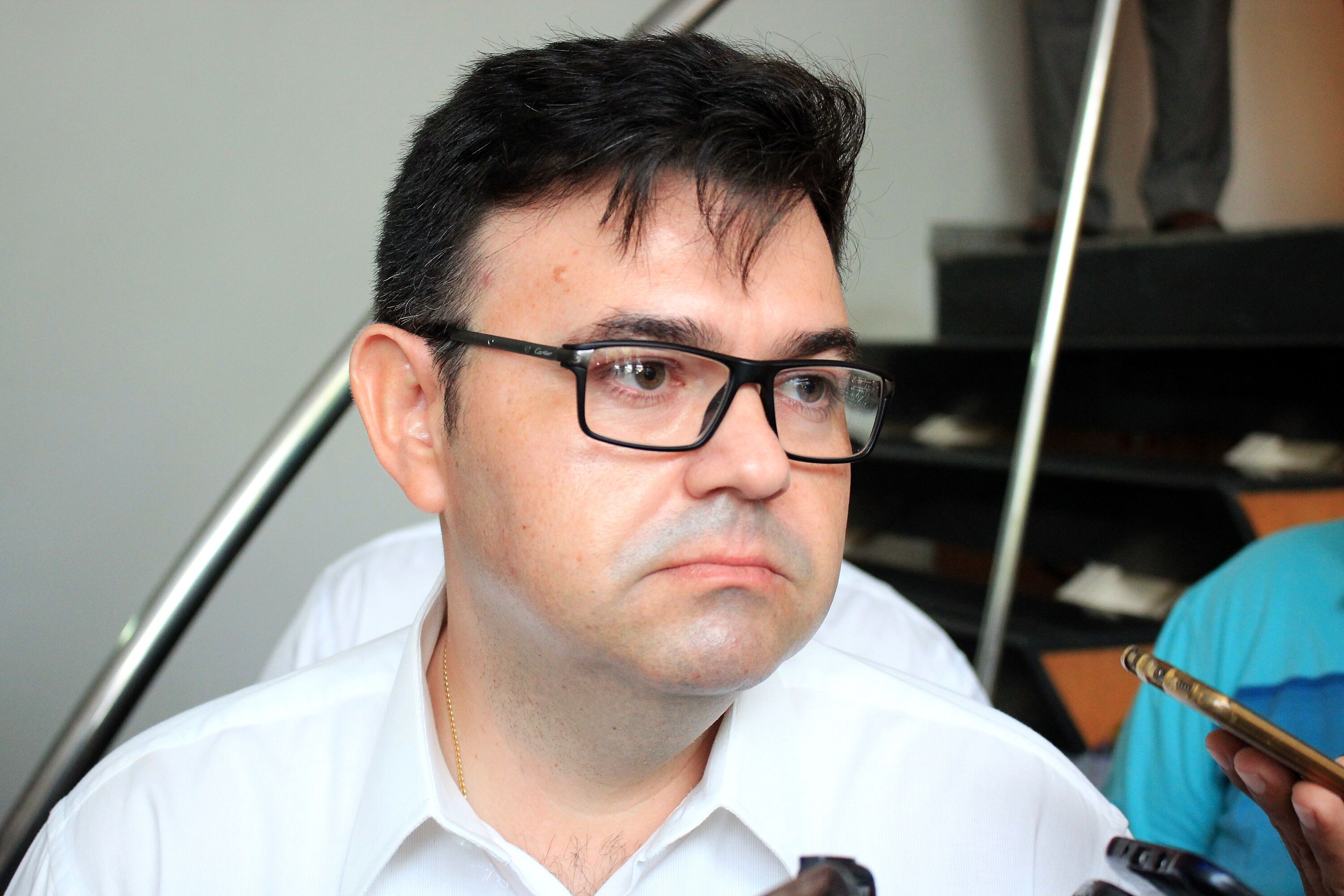 Raniery aposta em Aguinaldo Ribeiro para o Senado na chapa de João Azevêdo, mas cobra deputado: "precisa dizer que o governador dele é João" Raniery aposta em Aguinaldo Ribeiro para o Senado na chapa de João Azevêdo, mas cobra deputado: "precisa dizer que o governador dele é João"