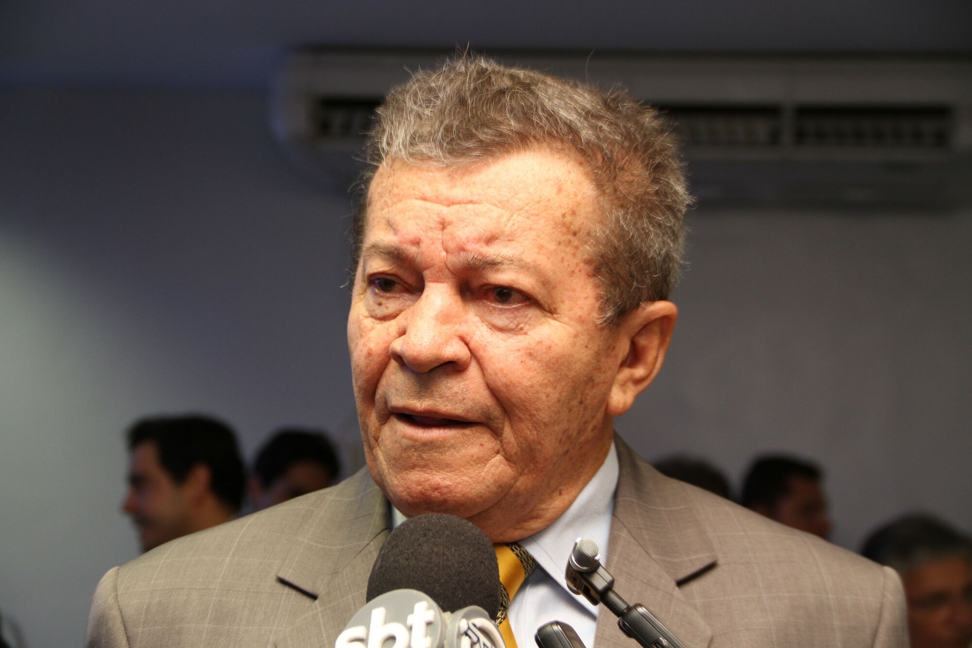 Ex-prefeito Reginaldo Pereira diz que empresa ofereceu R$ 15 milhões e patrocínio de campanha para privatizar água em Santa Rita Ex-prefeito Reginaldo Pereira diz que empresa ofereceu R$ 15 milhões e patrocínio de campanha para privatizar água em Santa Rita