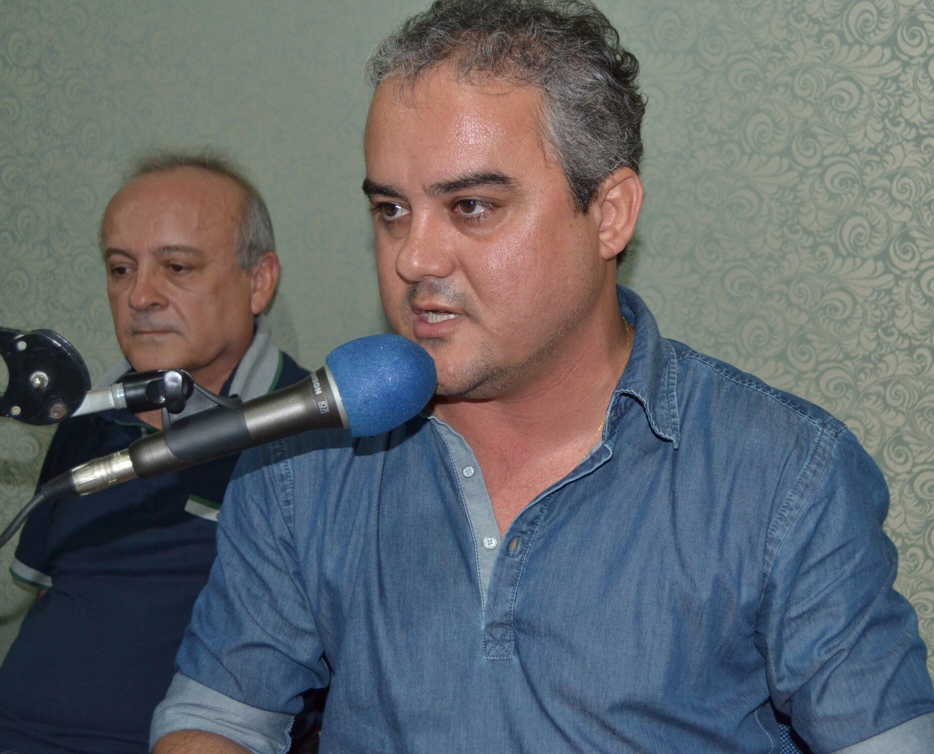 Candidatura de Renato Mendes em Alhandra é alvo de ação de impugnação devido a rejeição de contas e improbidade administrativa Candidatura de Renato Mendes em Alhandra é alvo de ação de impugnação devido a rejeição de contas e improbidade administrativa