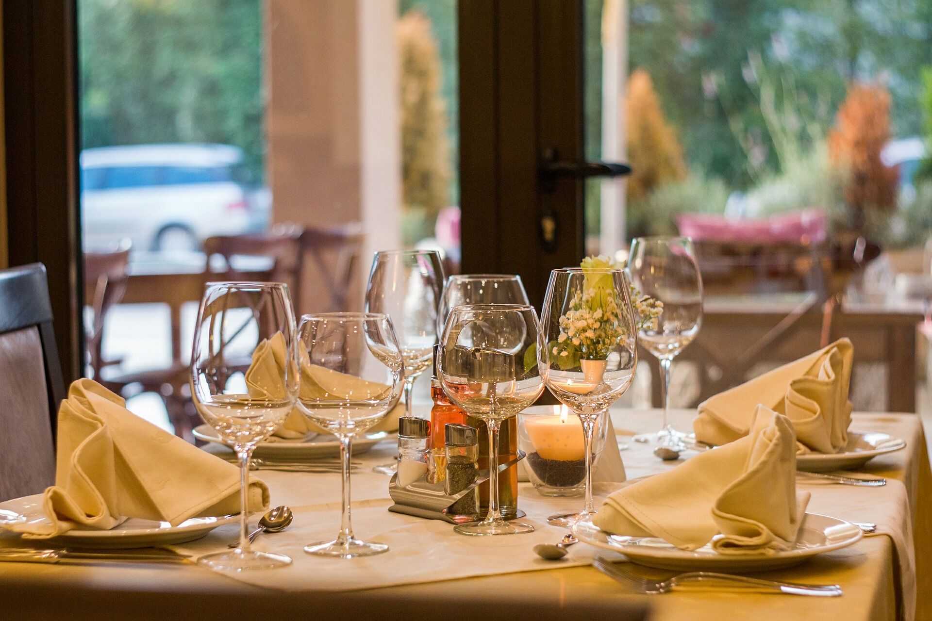 Bares e restaurantes na Paraíba devem fechar às 16h por 15 dias em novo decreto Bares e restaurantes na Paraíba devem fechar às 16h por 15 dias em novo decreto