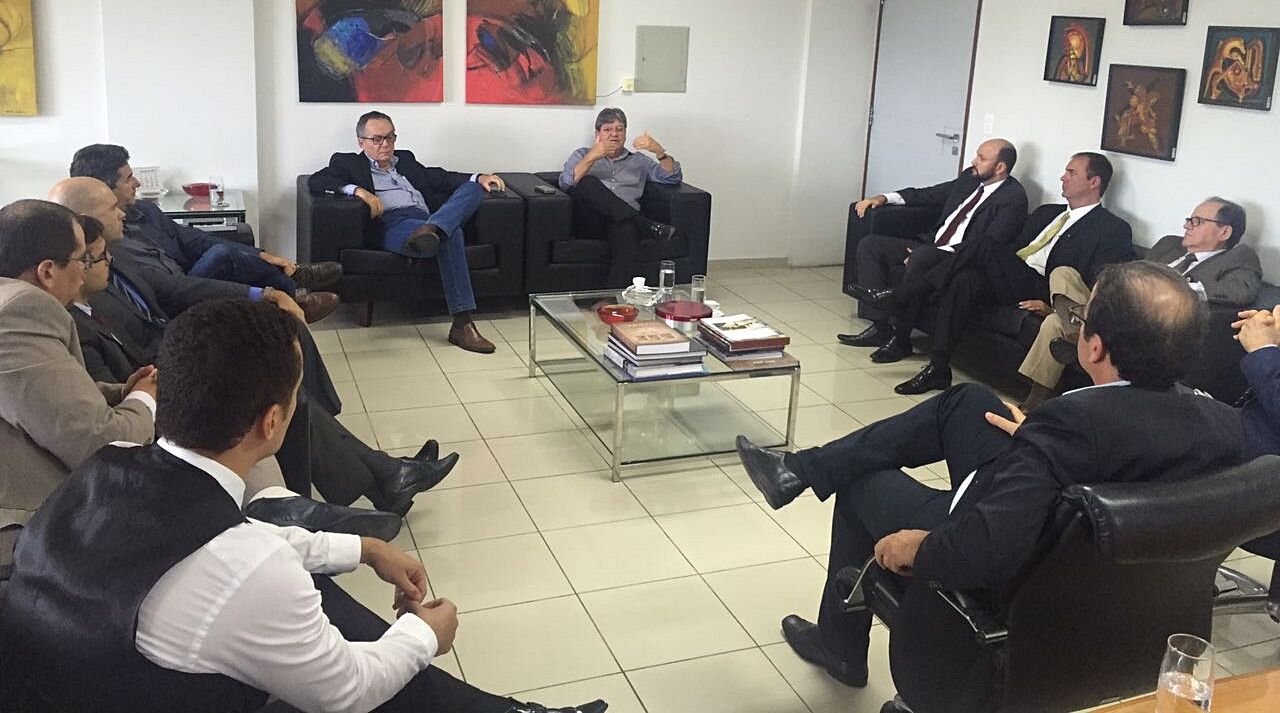 TCE cria comissão com PMJP e Cagepa para sanar poluição em JP e quer estender ações ao estado TCE cria comissão com PMJP e Cagepa para sanar poluição em JP e quer estender ações ao estado