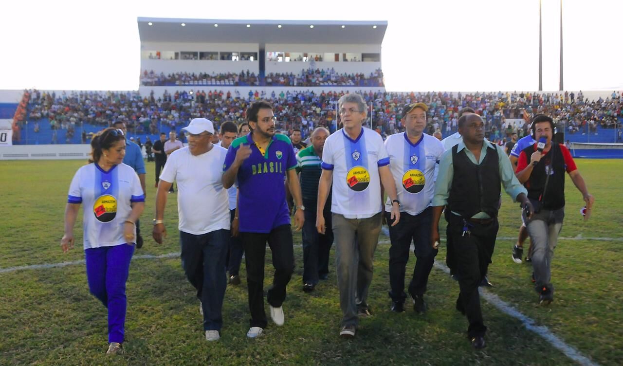 Ricardo entrega Estádio Perpetão totalmente reformado e ampliado Ricardo entrega Estádio Perpetão totalmente reformado e ampliado