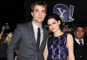 Robert Pattinson e Kristen Stewart têm que posar juntos em première
