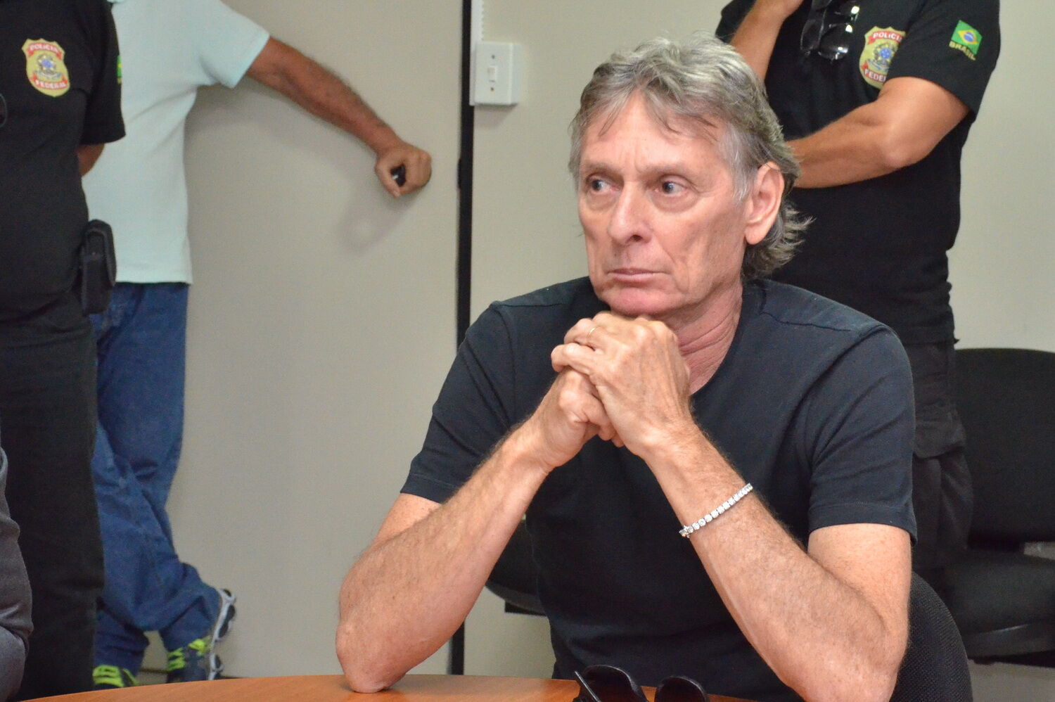 Justiça nega habeas corpus ao empresário Roberto Santiago Justiça nega habeas corpus ao empresário Roberto Santiago