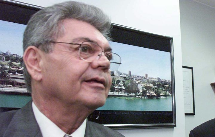 Trecho da BR-104 que liga Campina Grande ao município de Caruaru ganha nome de Ronaldo Cunha Lima Trecho da BR-104 que liga Campina Grande ao município de Caruaru ganha nome de Ronaldo Cunha Lima