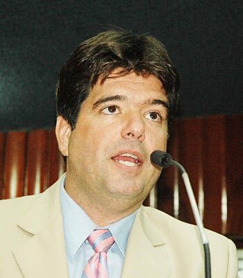 Denunciado pelo Gaeco, deputado Ruy Carneiro é condenado a 20 anos de reclusão, revela jornalista Clilson Júnior Denunciado pelo Gaeco, deputado Ruy Carneiro é condenado a 20 anos de reclusão, revela jornalista Clilson Júnior