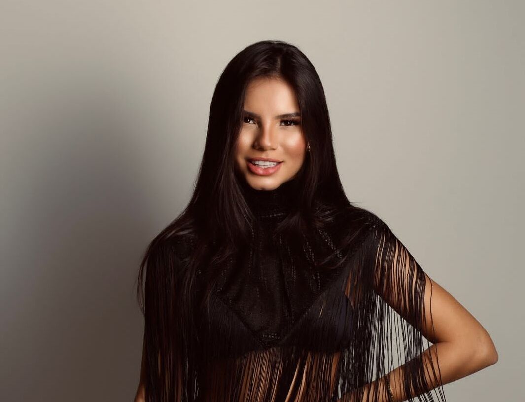 Banda Magníficos anuncia nova cantora do grupo, Samara Souto, ex-The Voice Brasil