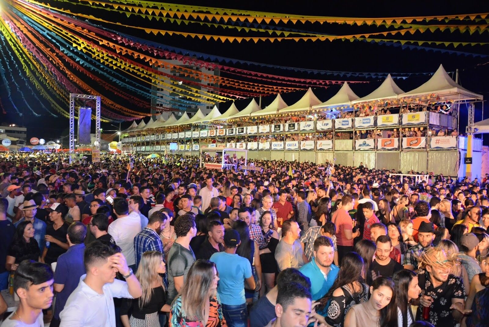 Com shows do São João só em dias úteis, Prefeitura de Patos encolhe expedientes e dá ponto facultativo Com shows do São João só em dias úteis, Prefeitura de Patos encolhe expedientes e dá ponto facultativo