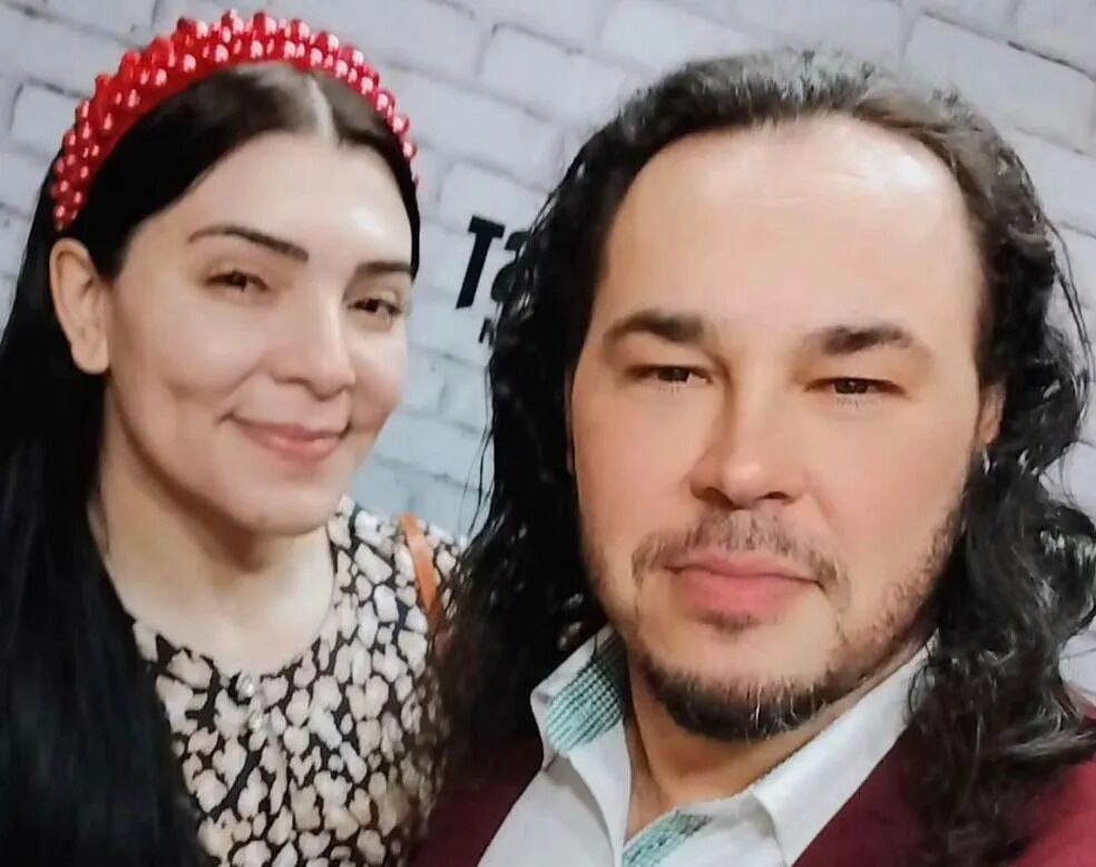 Mãe de Sara Mariano diz que cantora gospel relatava agressões desde maio e guardava dinheiro para sair de casa Mãe de Sara Mariano diz que cantora gospel relatava agressões desde maio e guardava dinheiro para sair de casa