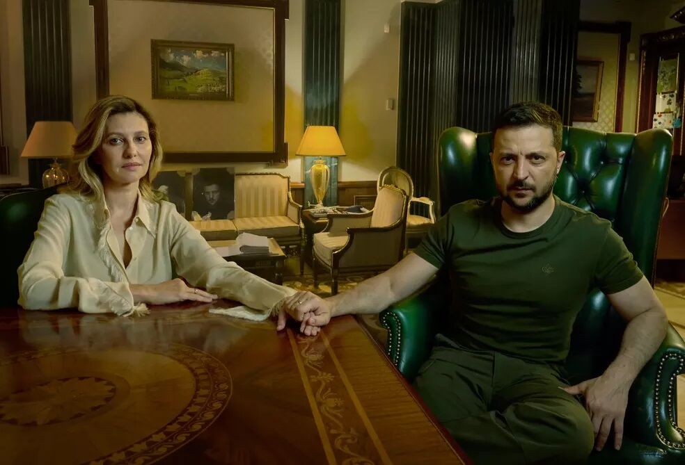 Zelensky e esposa posam para 'Vogue' e causam polêmica Zelensky e esposa posam para 'Vogue' e causam polêmica