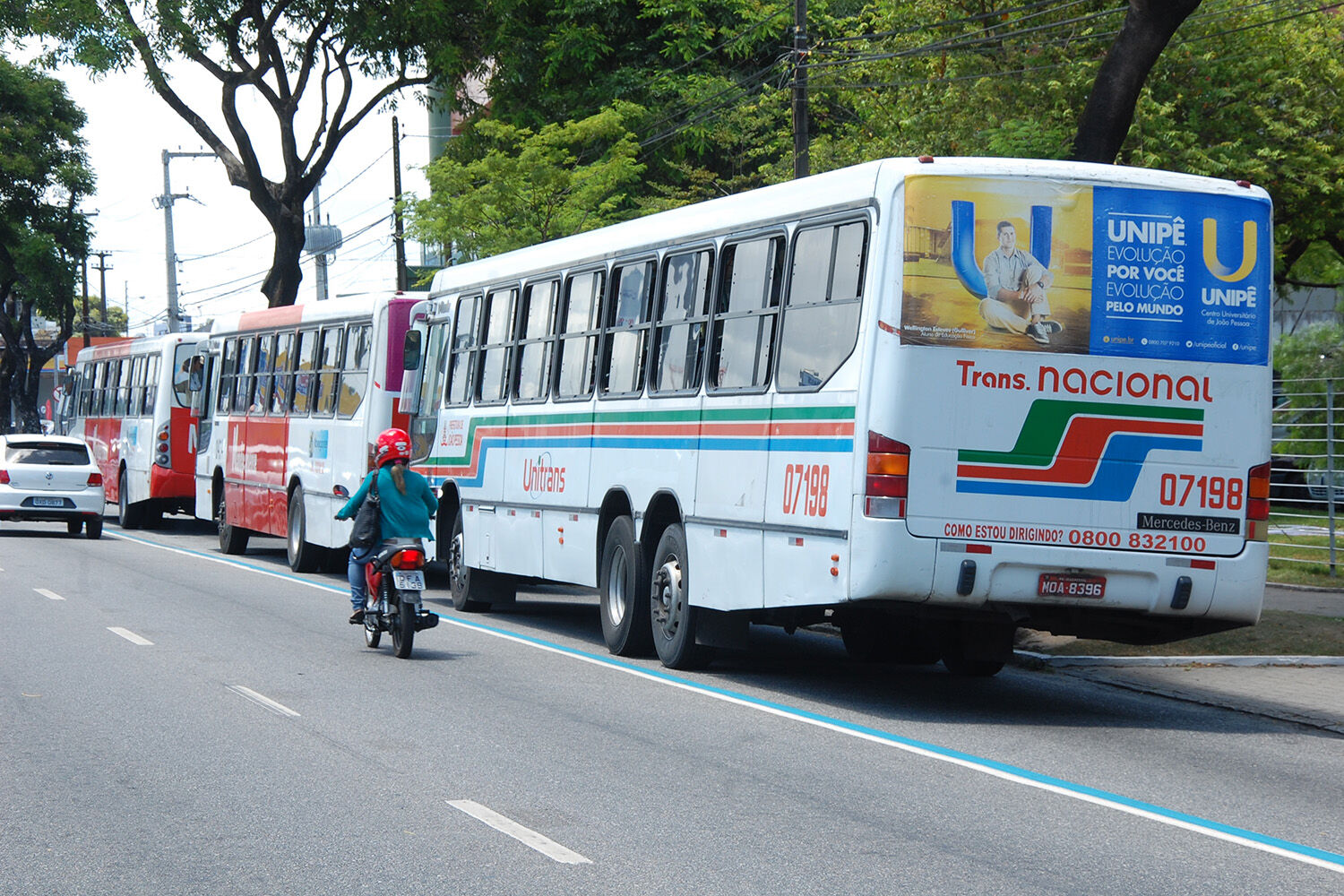 Semob multa a partir de amanhã motoristas que desrespeitarem faixa exclusiva de ônibus