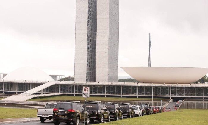 Polícia Federal: parabéns, mais uma vez Polícia Federal: parabéns, mais uma vez