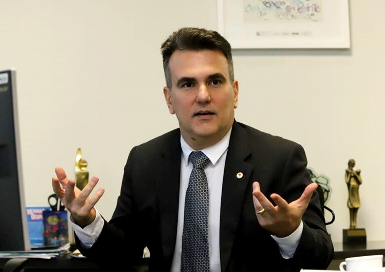 Pré-candidato ao Senado, pastor Sérgio Queiroz descarta apoio a Nilvan Ferreira e anuncia que PRTB terá candidato próprio ao Governo da Paraíba Sérgio Queiroz