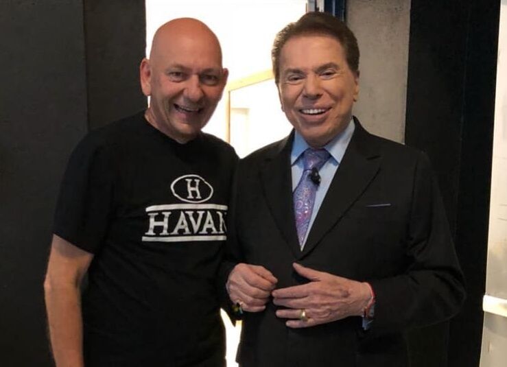 Dono da Havan mandou jato buscar Silvio Santos nos Estados Unidos durante pandemia Dono da Havan mandou jato buscar Silvio Santos nos Estados Unidos durante pandemia