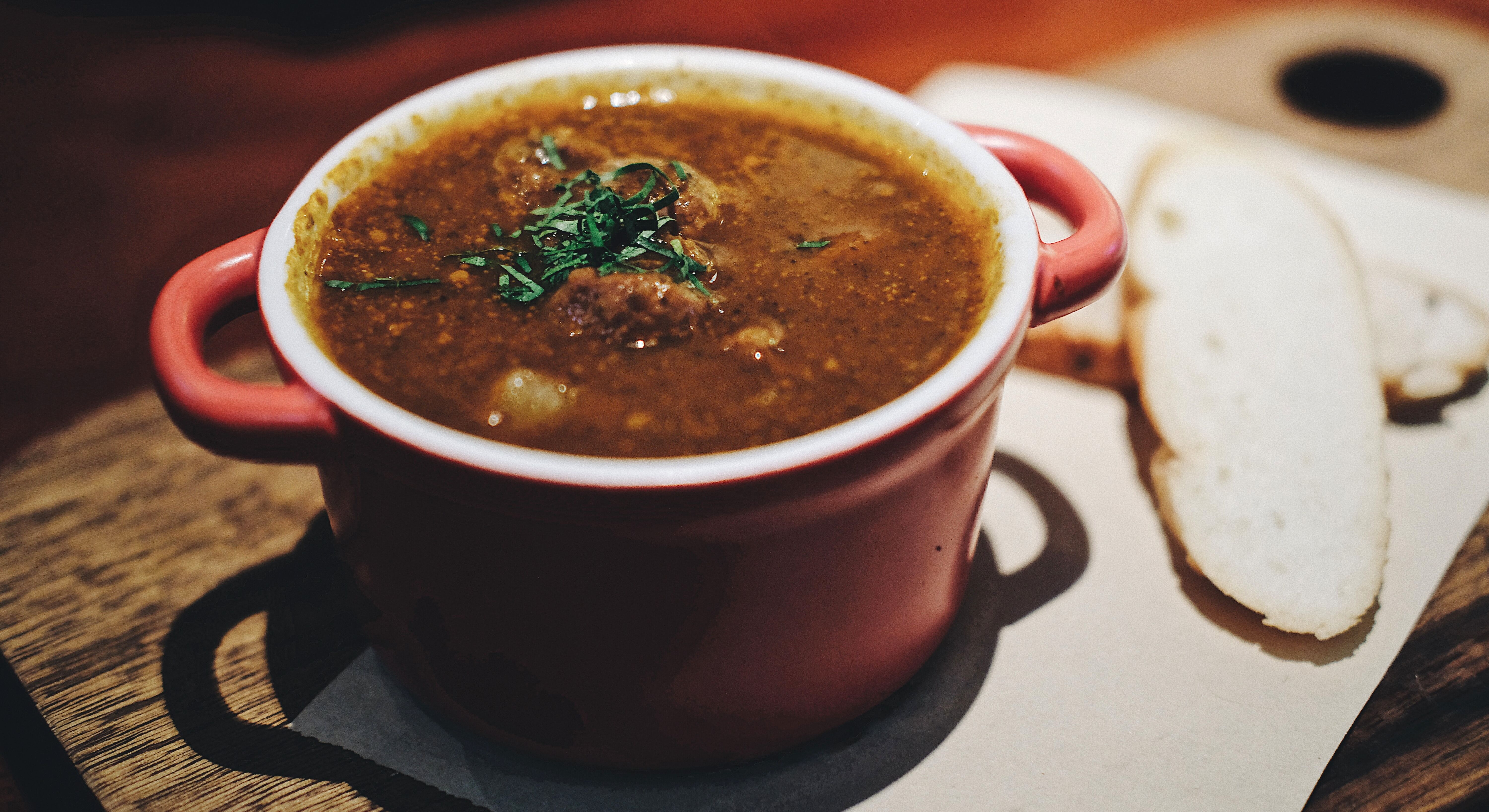 Sopa Eslava, uma receita fácil e prática para a chegada do outono Sopa Eslava, uma receita fácil e prática para a chegada do outono