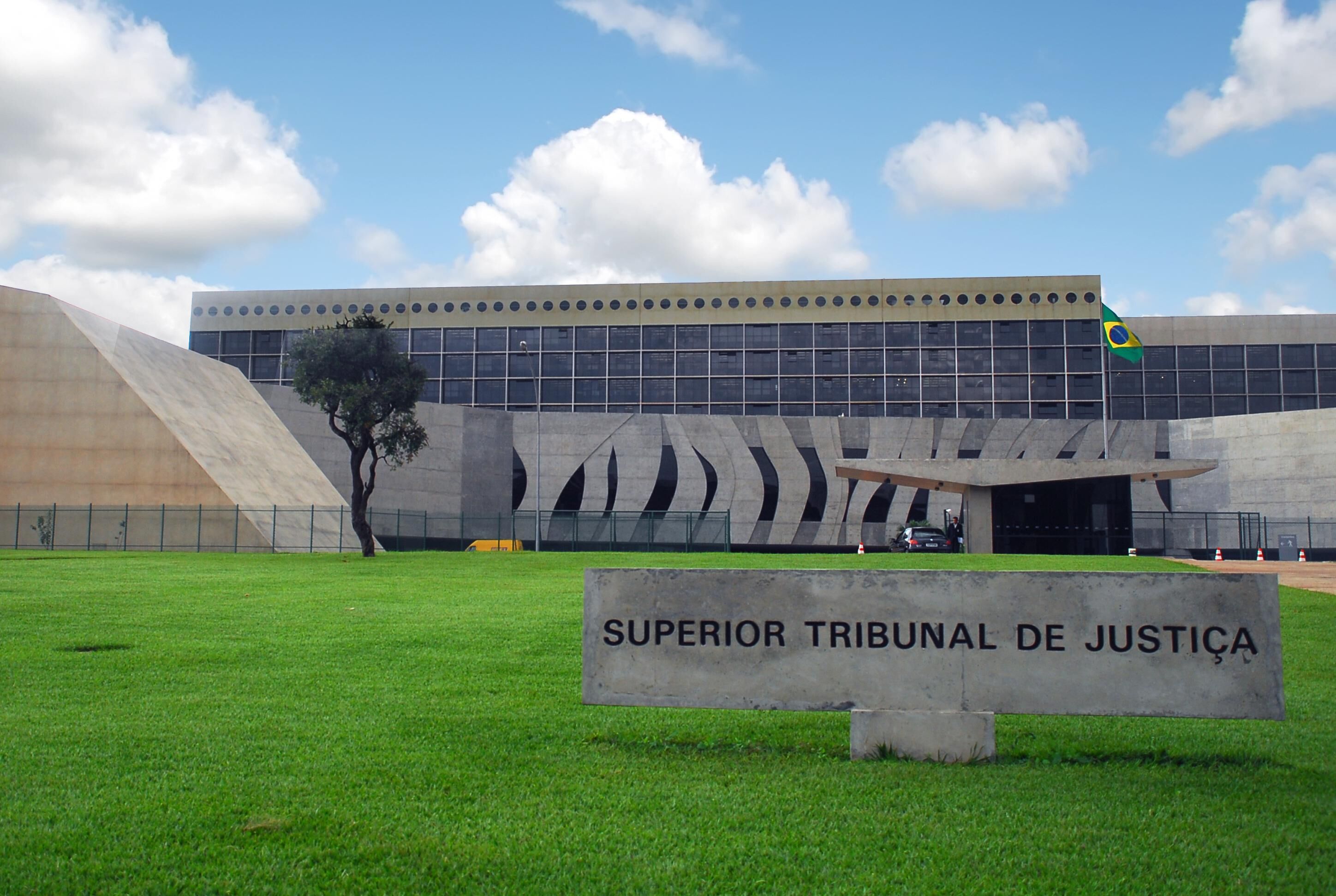 STJ lança edital de concurso com salário inicial de R$ 12,4 mil; confira detalhes STJ, Decisão