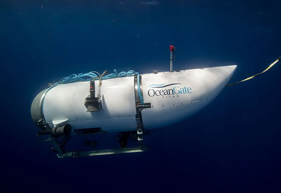 Destroços são encontrados em área de busca por submarino desaparecido, diz Guarda Costeira dos EUA Destroços são encontrados em área de busca por submarino desaparecido, diz Guarda Costeira dos EUA