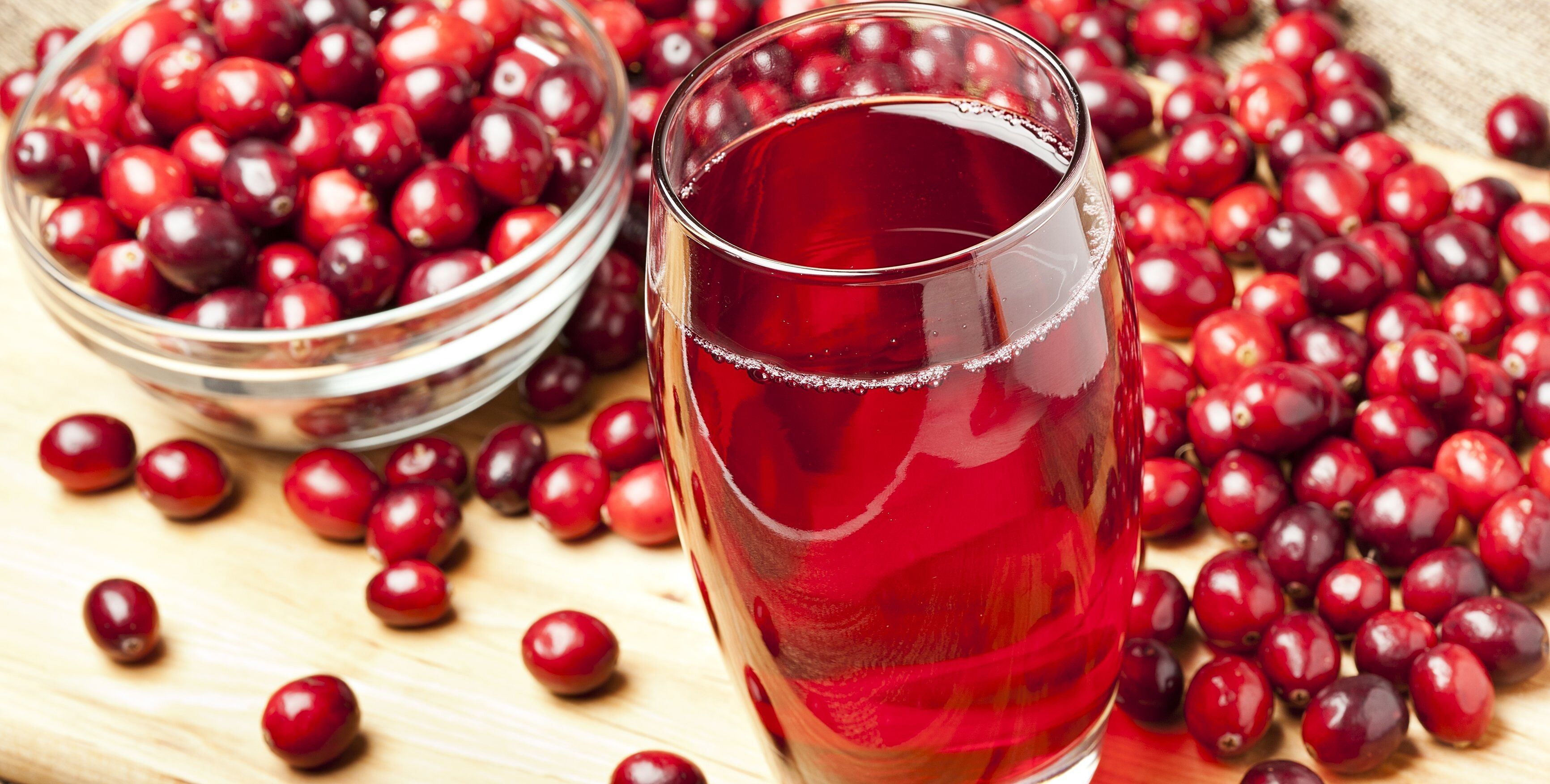 Os 16 Benefícios do Suco de Cranberry Para Saúde Os 16 Benefícios do Suco de Cranberry Para Saúde